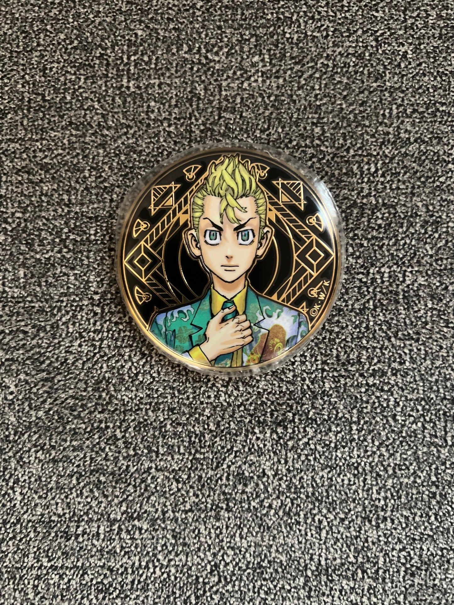 Tokyo Revengers Takemichi Exhibition Pin