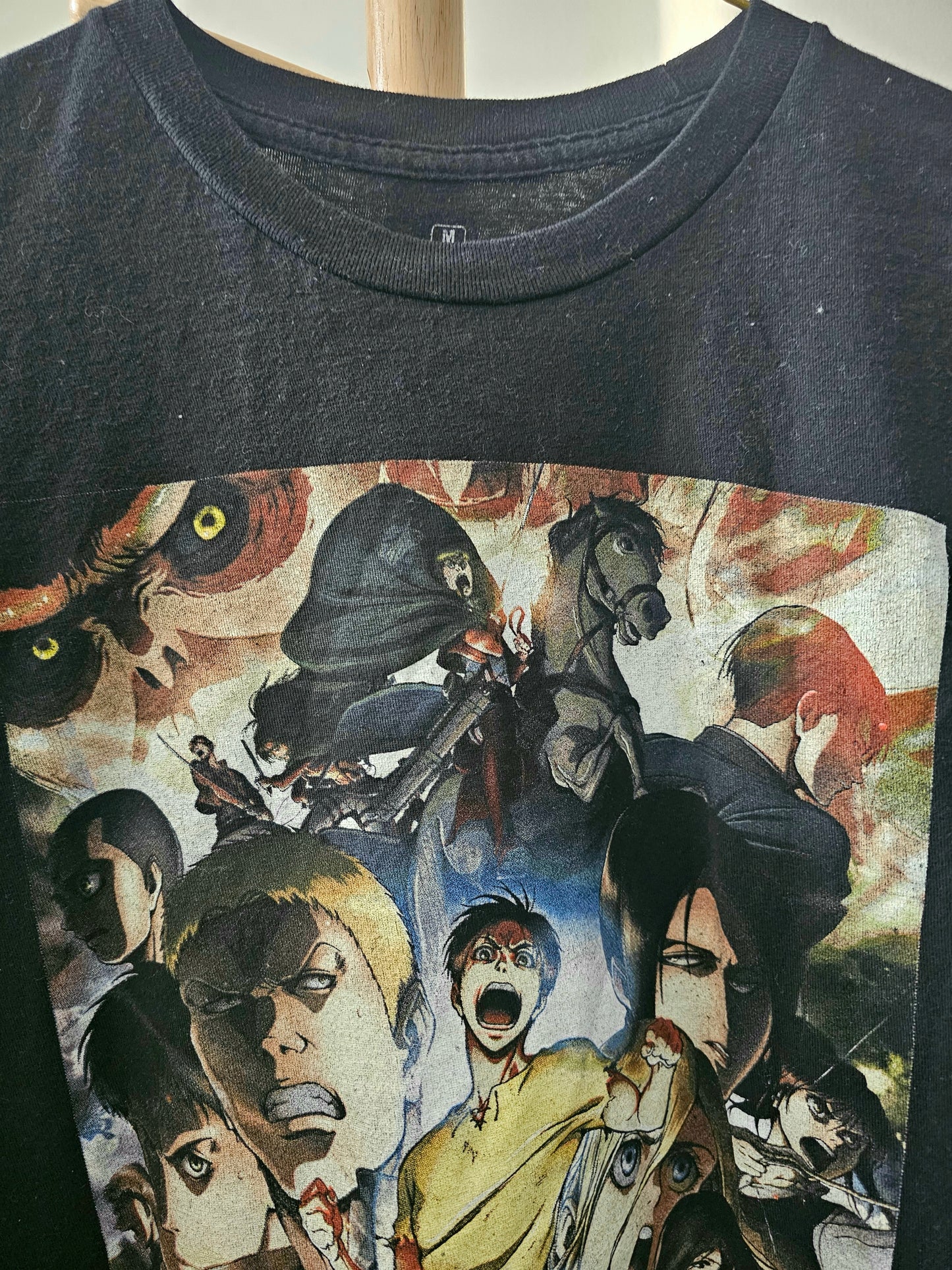 Attack On Titan Season 2 Womens M Shirt