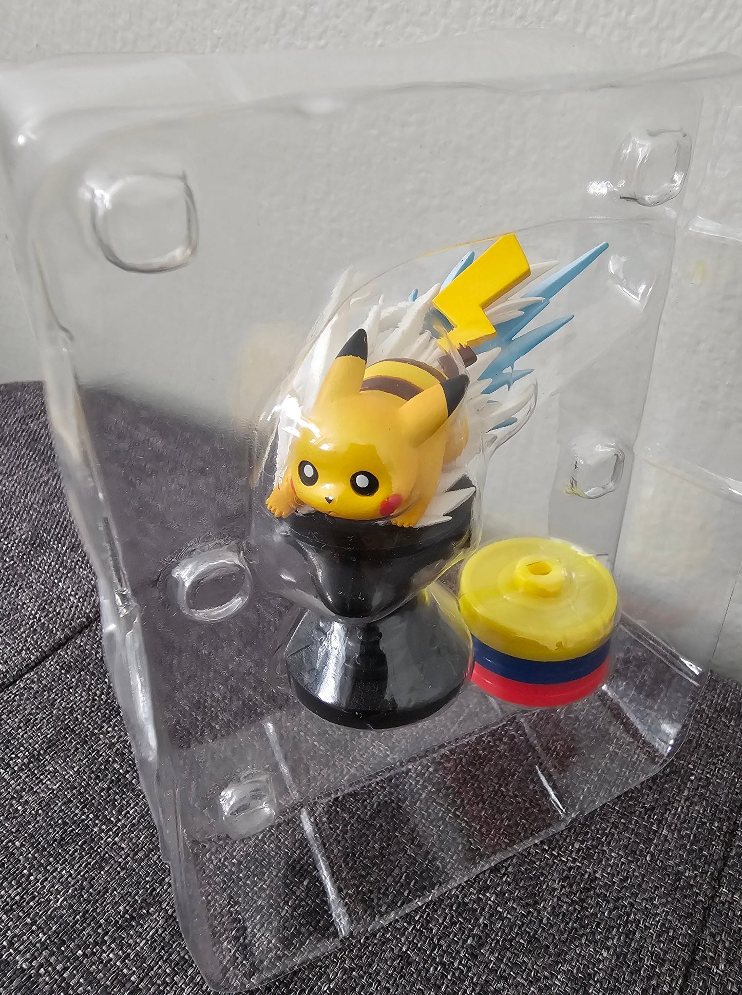 Kaiyodo Pokemon Battle Pikachu Special Edition Figure Open Box