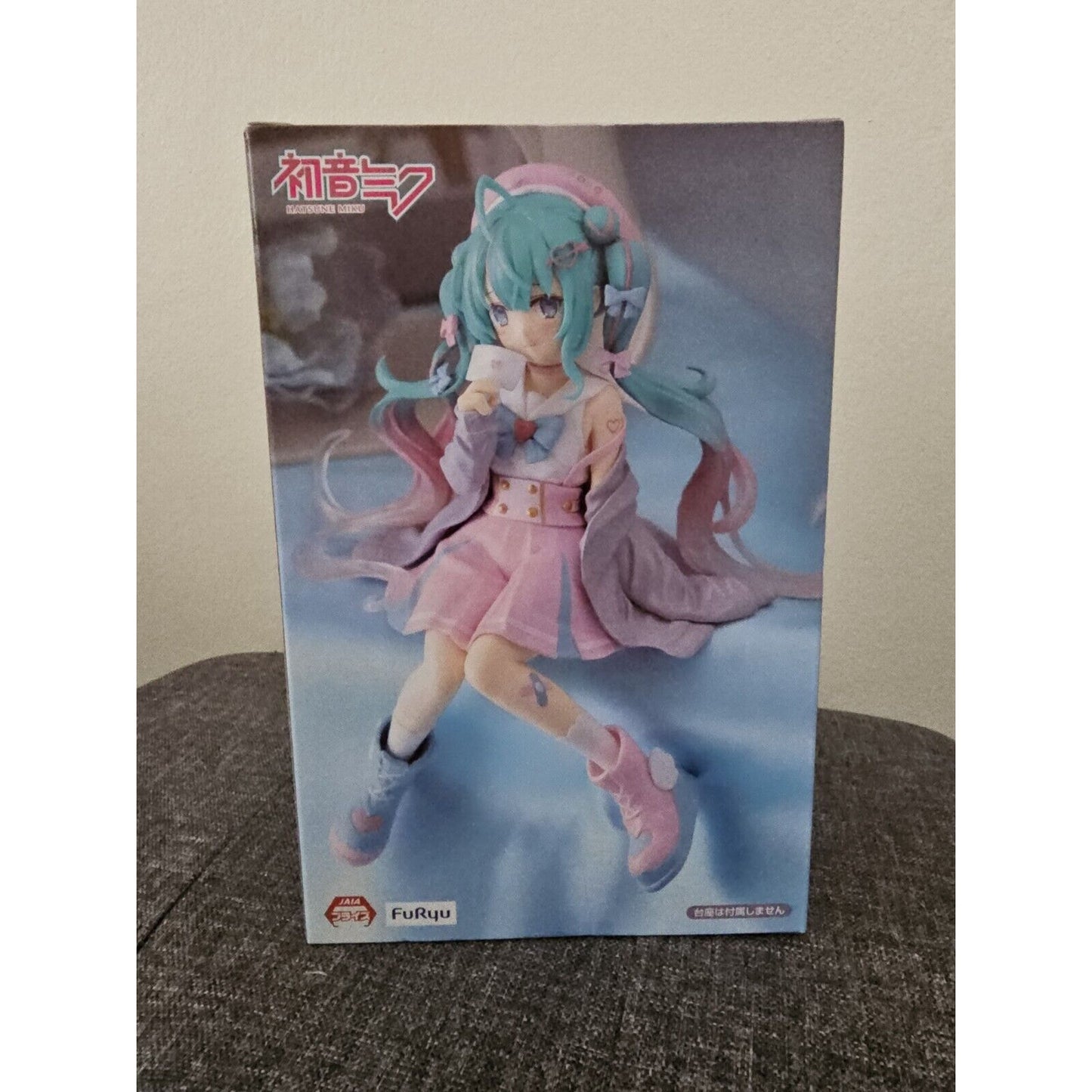 Hatsune Miku Love Sailor Purple Color Noodle Stopper Figure Brand New in Box