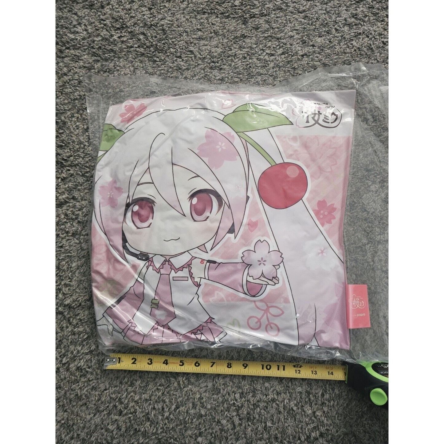 Sakura Miku 2024 C-Prize Cushion Pillow Good Smile Company Brand New US Seller