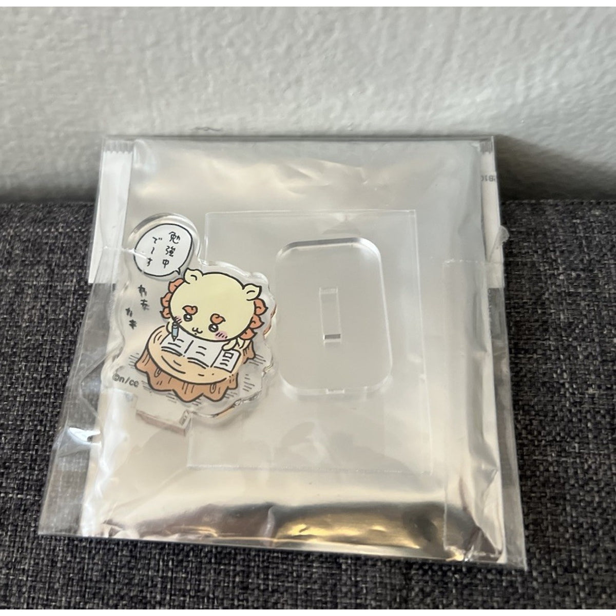 Chiikawa Shisa Studying Mini Acrylic Stand