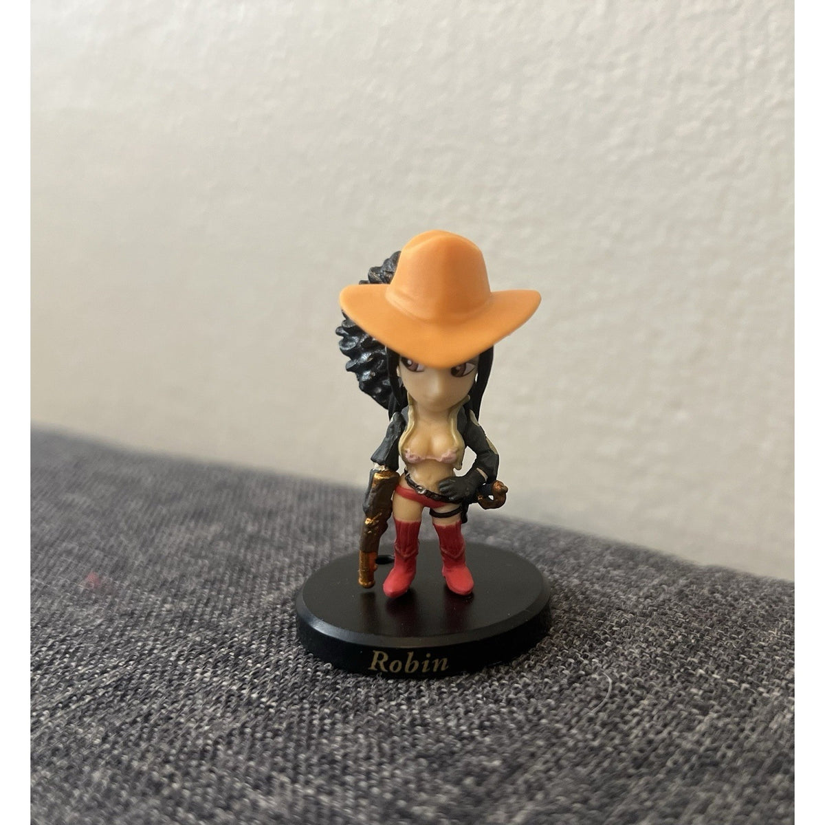 One Piece Nico Robin Film Z Mini Figurine Bandai 2”