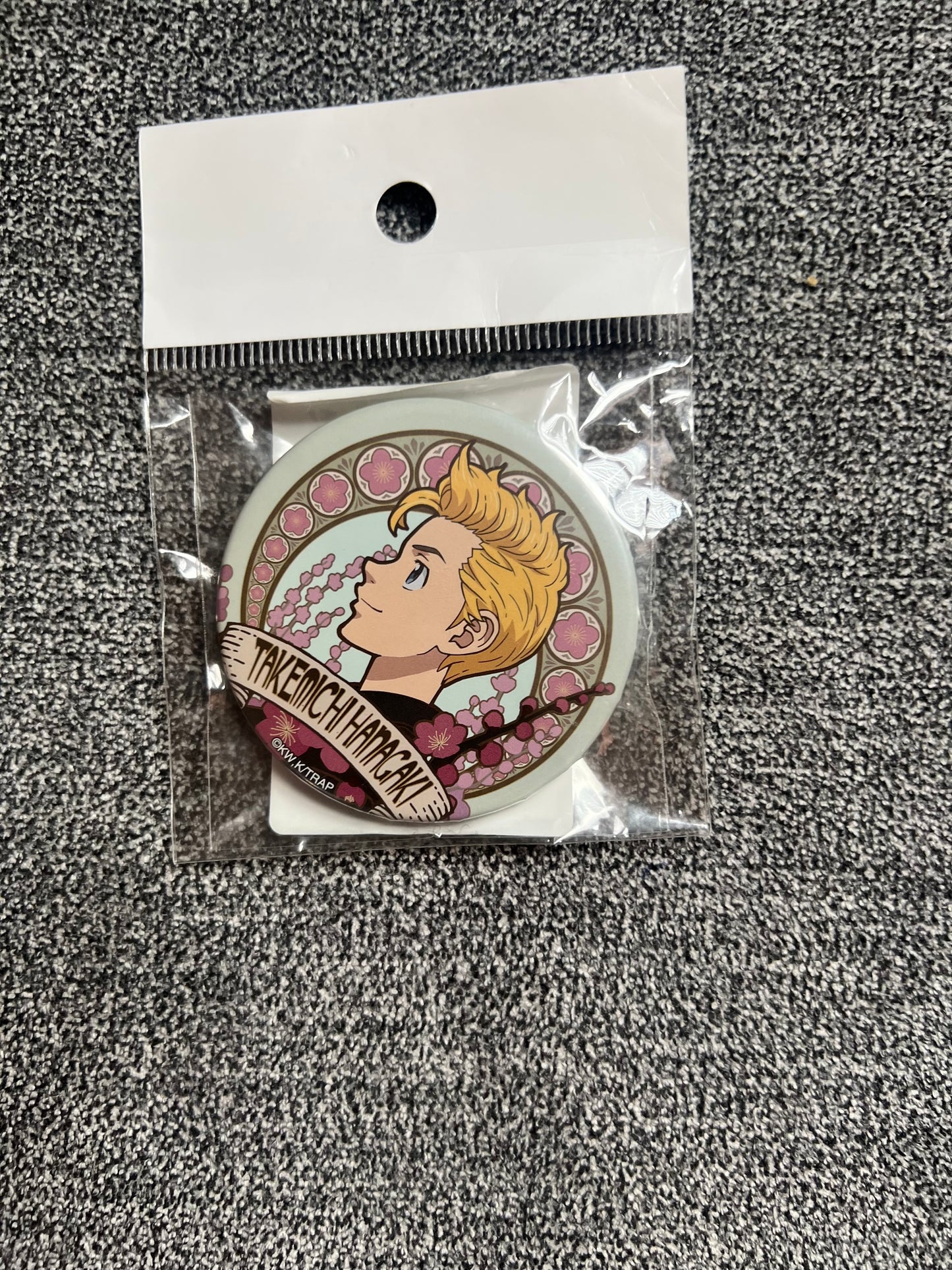 Tokyo Revengers Takemichi Anime Can Badge Pin