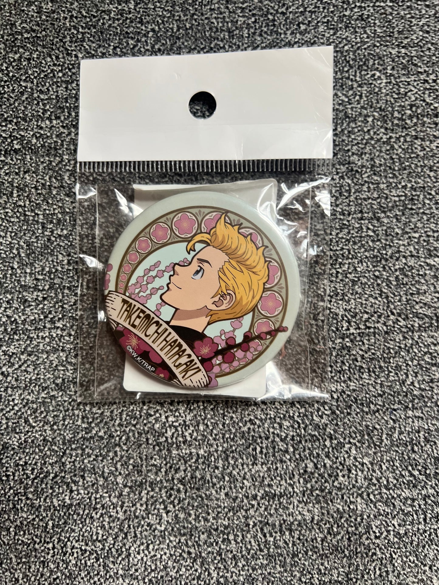 Tokyo Revengers Takemichi Anime Can Badge Pin