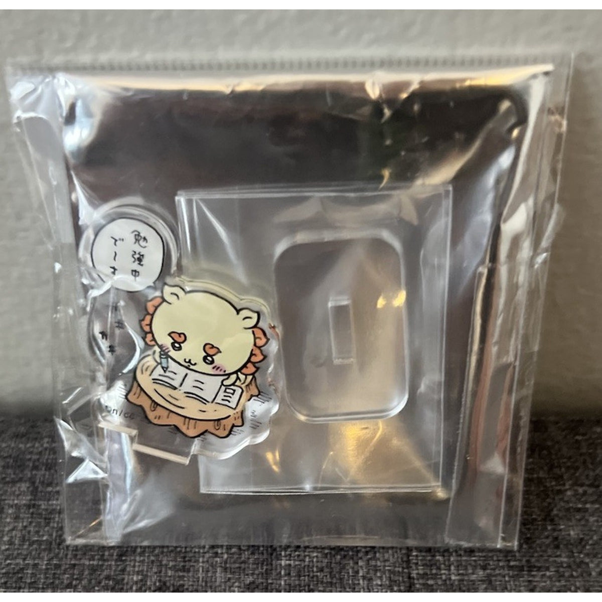 Chiikawa Shisa Studying Mini Acrylic Stand