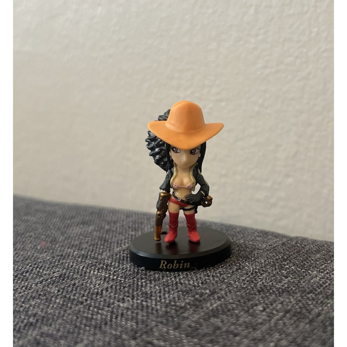 One Piece Nico Robin Film Z Mini Figurine Bandai 2”