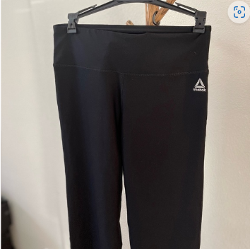 Reebok Woman's Cropped Leggings Size SP